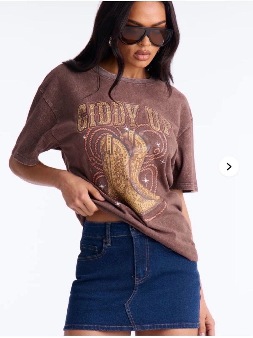 Fashion Nova Brown 'Giddy Up' Graphic Tee